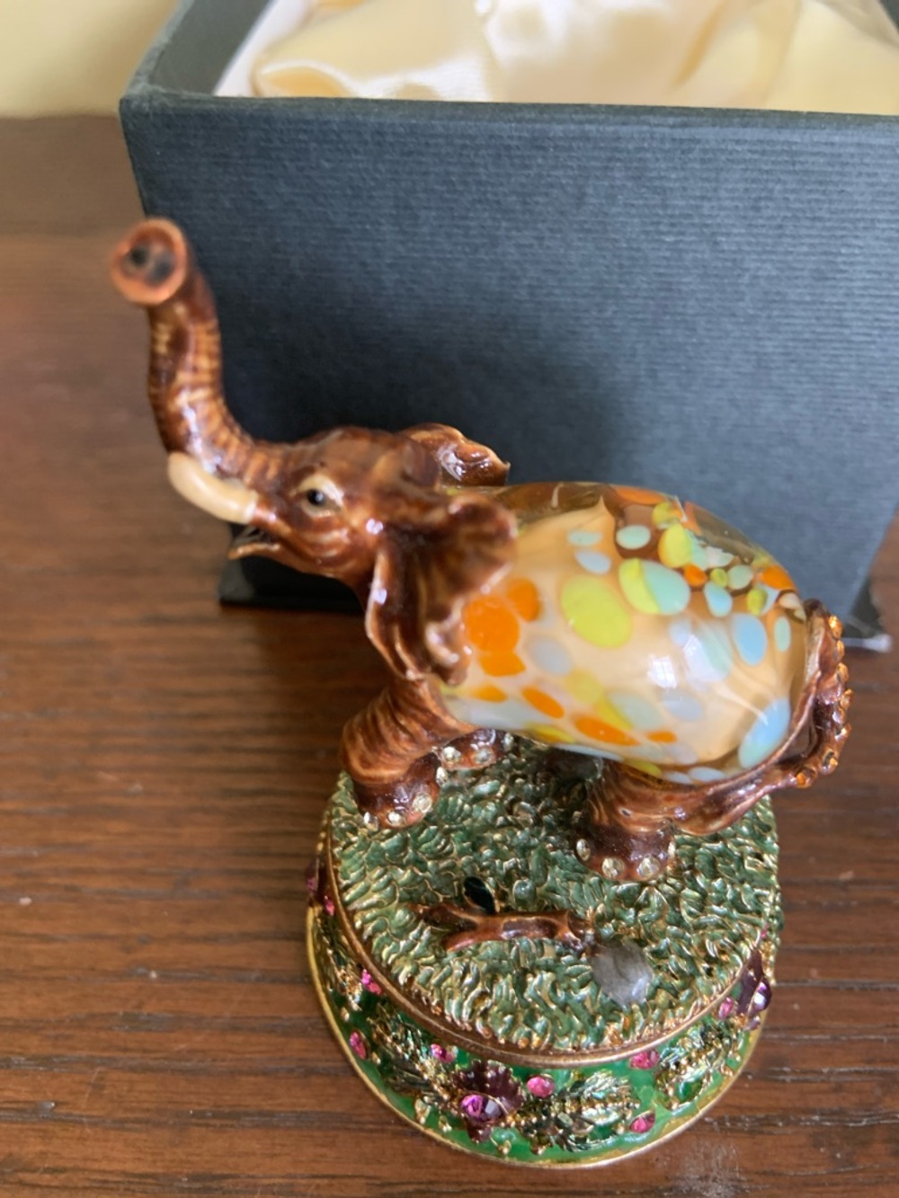 Fitz and Floyd Brown Elephant Trinket Box with Multicolor Glass Back